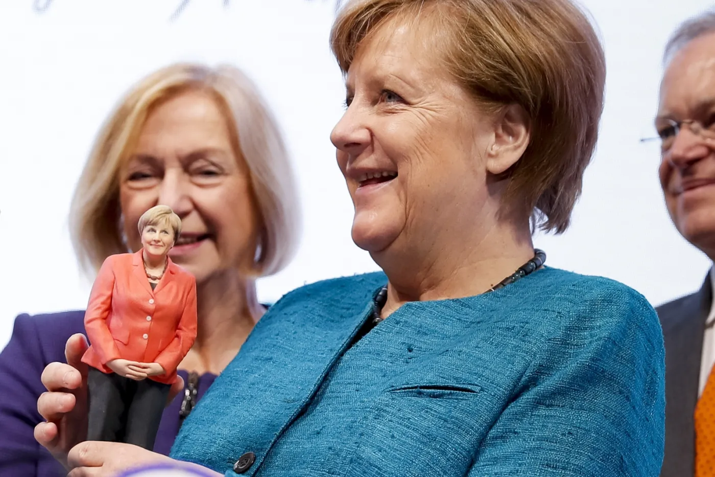 10090572-epa-hannover-messe-2017.jpg