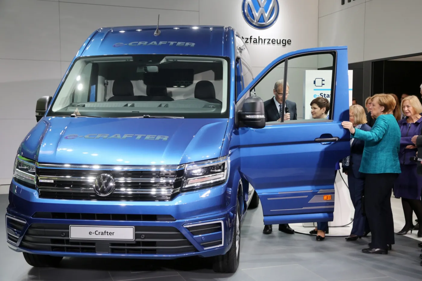 10090668-epa-hannover-messe-2017.jpg