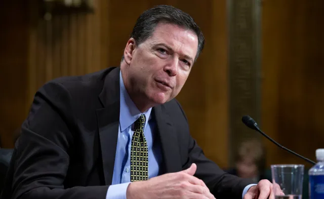 Trump zwolnił szefa FBI. Demokraci porównują zachowanie prezydenta do Richarda Nixona