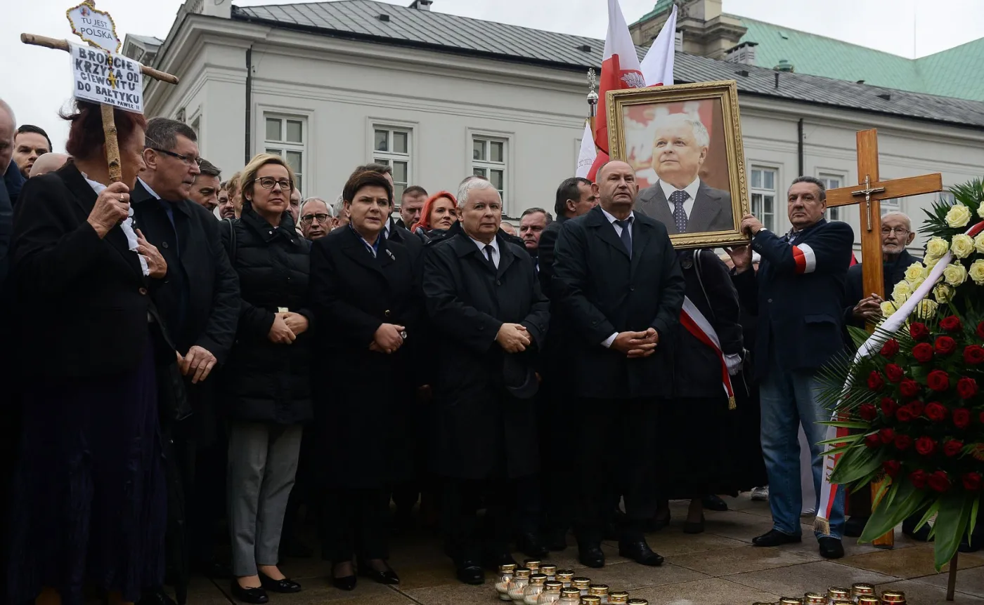 Miesięcznica smoleńska