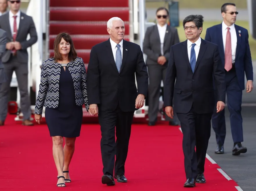 11074583-karen-pence-mike-pence.jpg