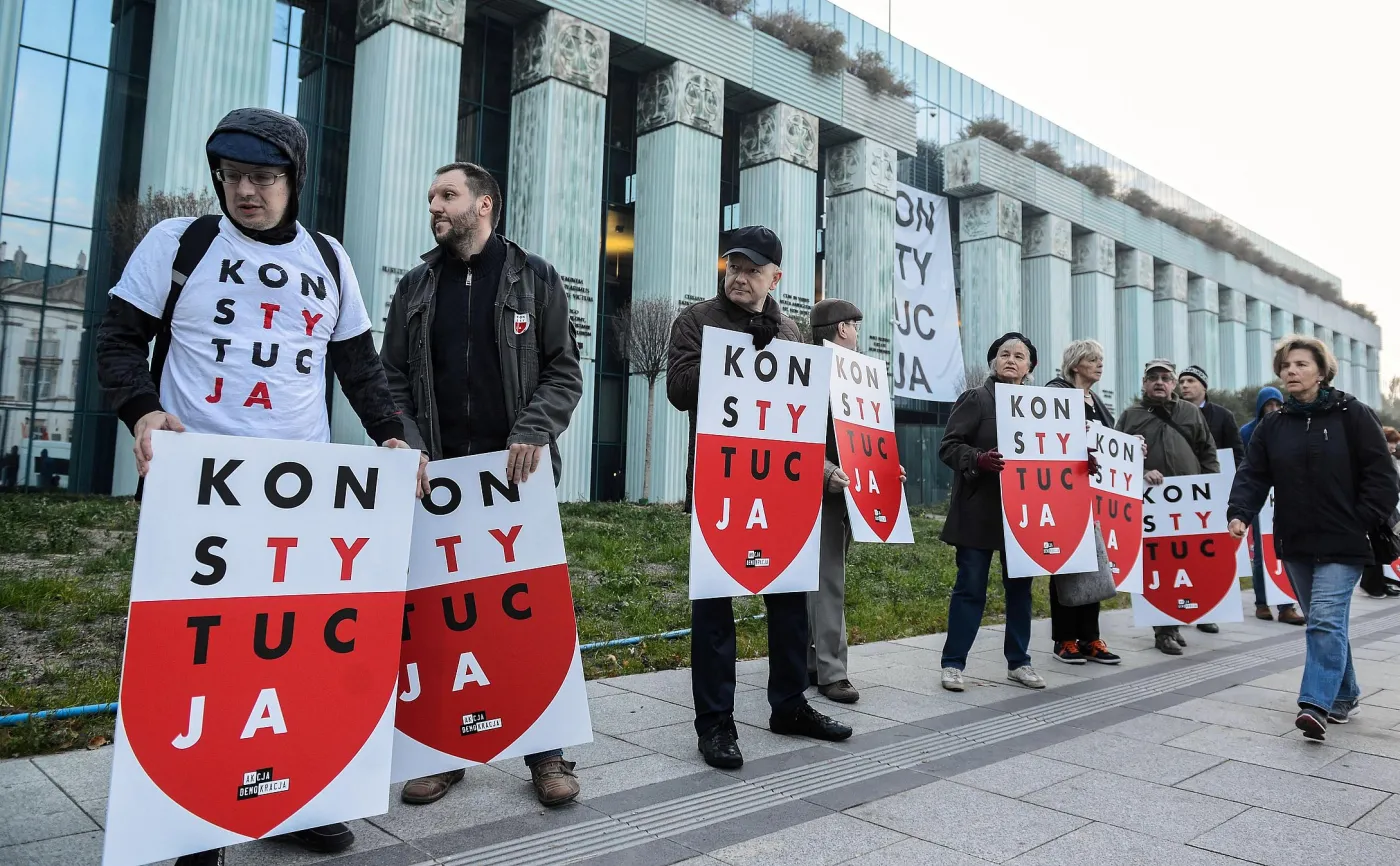Protest w obronie sądów