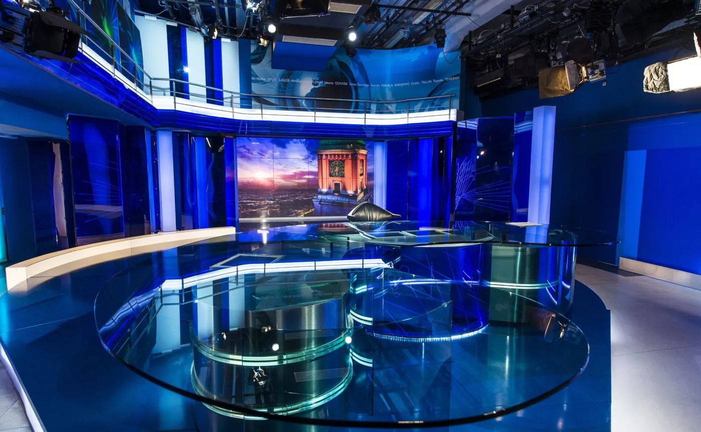 "Wiadomości" TVP złamały prawo publikując wizerunki protestujących? ODPOWIEDŹ rządowego eksperta