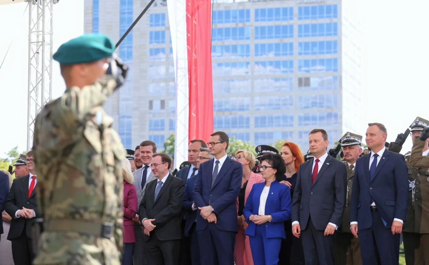 12527973-do-katowic-przybyli-m-in.jpg