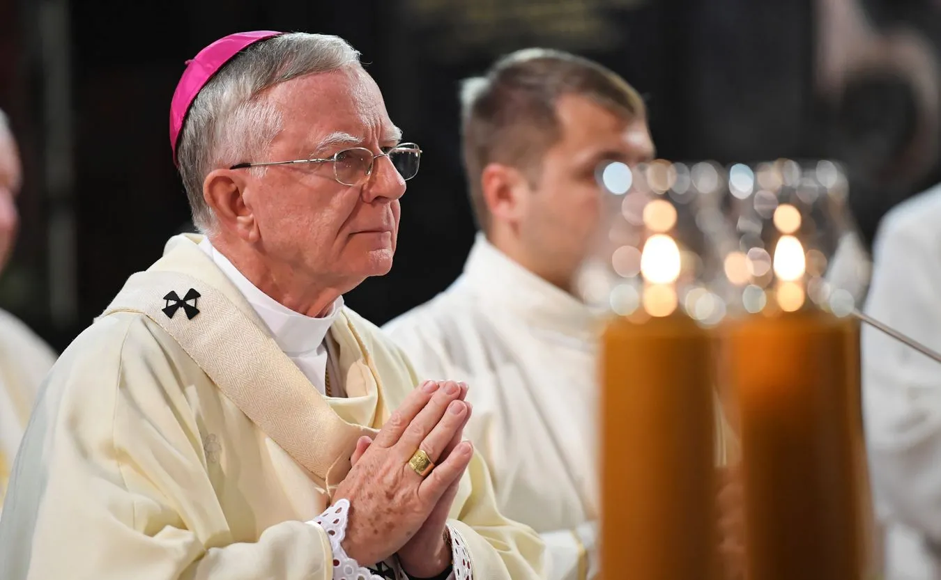 "LGBT przypomina reżim w ZSRR". Przewodniczący Konferencji Episkopatu Ukrainy broni abp. Jędraszewskiego