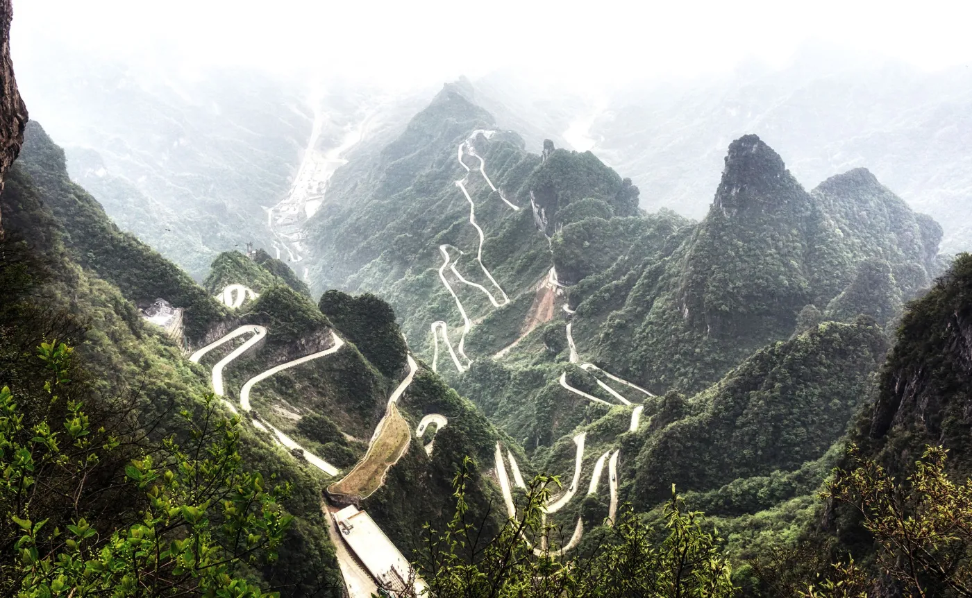 Tianmen Mountain Big Gate Road liczy oko