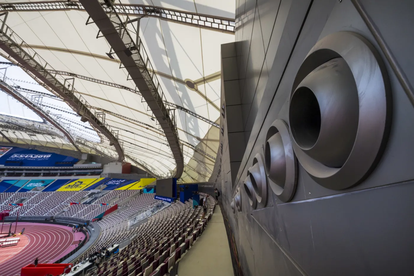 12632218-stadion-khalifa-w-dausze.jpg