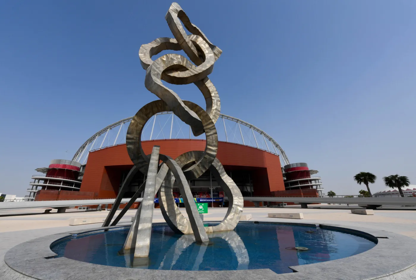 12632250-stadion-khalifa-w-dausze.jpg
