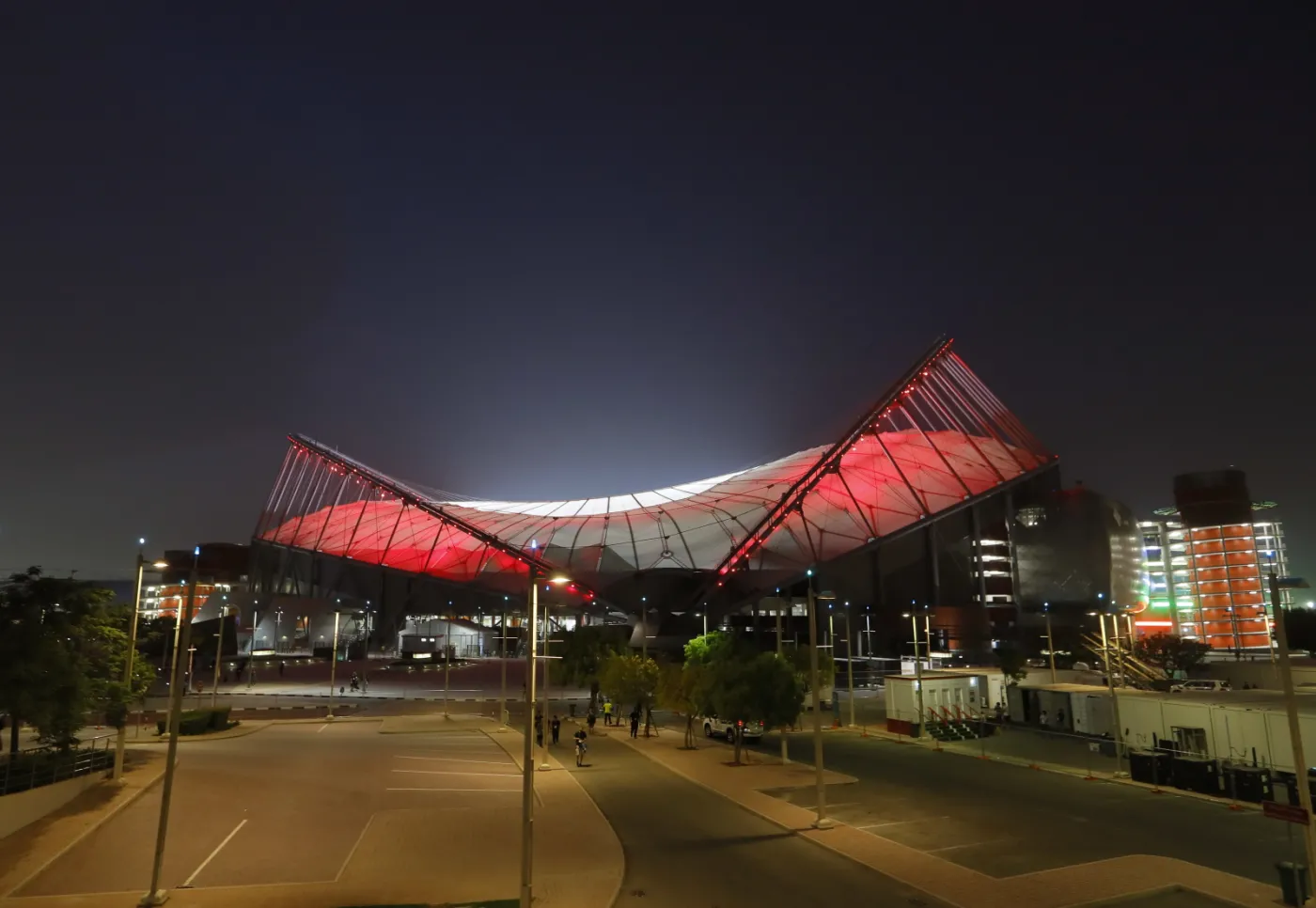 12632314-stadion-khalifa-w-dausze.jpg