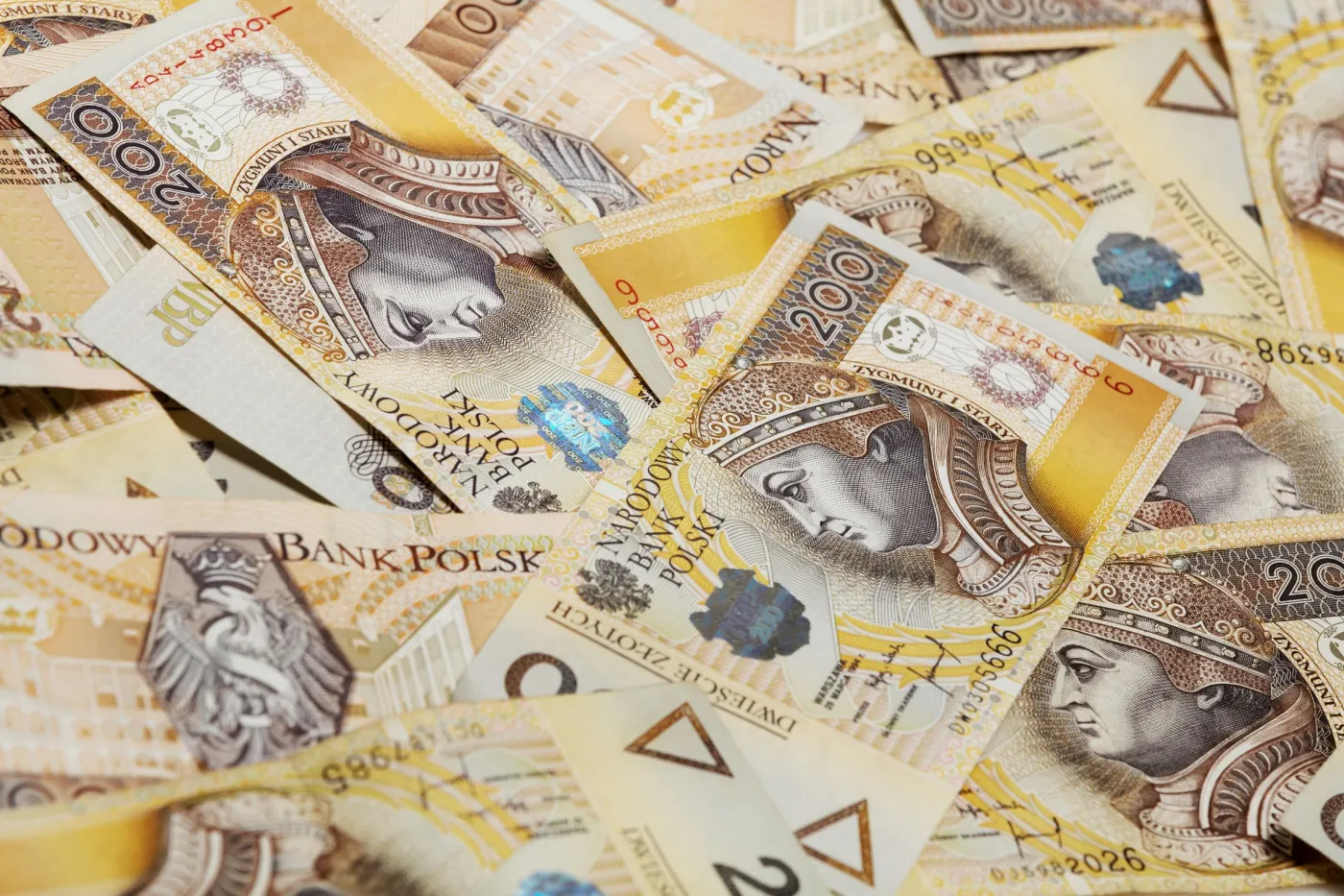 Dwustuzłotowe banknoty
