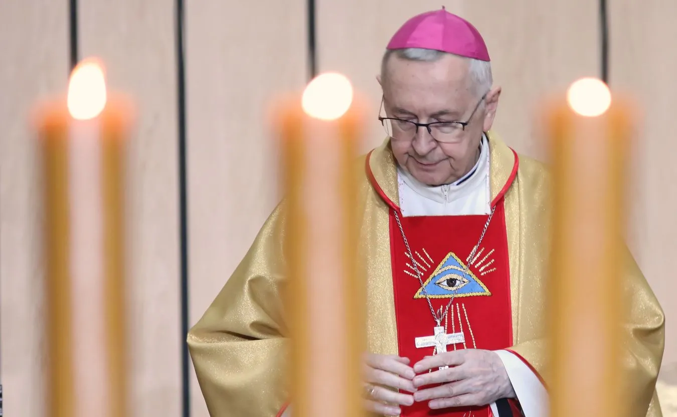 Abp Gądecki apeluje do wiernych o modlitwę o deszcz. Mocny komentarz Kukiza
