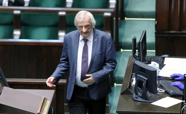 Terlecki: Opozycja szaleje. Nadzieja na wymianę Kidawy na Tuska, a Kosiniaka na jego żonę