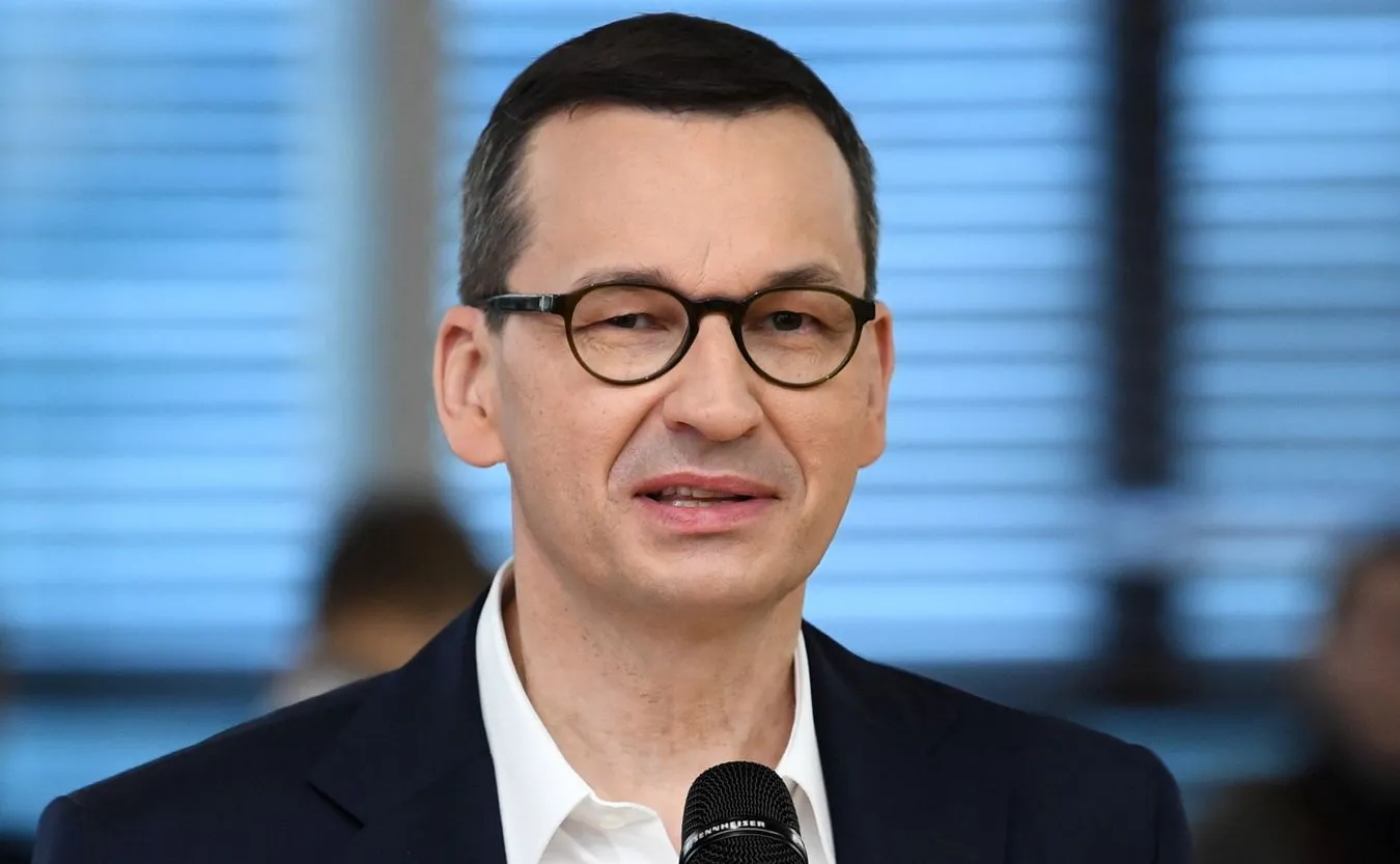 Morawiecki bije w PO: Nocny stróż, który zamknął się w budce i nic nie zrobił [WIDEO]