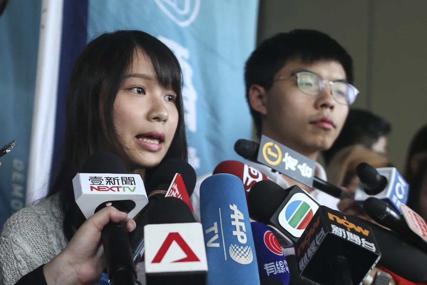 Hongkong wypuszcza z aresztu działaczkę demokratyczną i założyciela gazety
