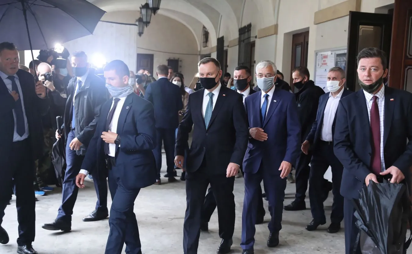 Zaprzysiężenie prezydenta Dudy. Parlamentarzyści przechodzą testy na koronawirusa