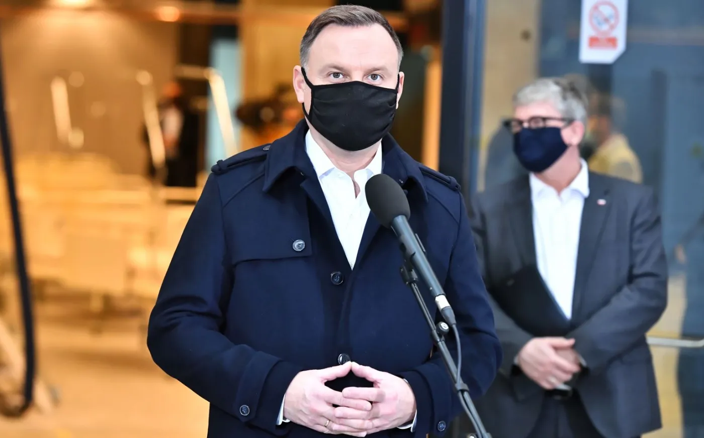 Prezydent: Czuję się dobrze, najbliższe dni spędzę w samoizolacji, będę pracował zdalnie [WIDEO]