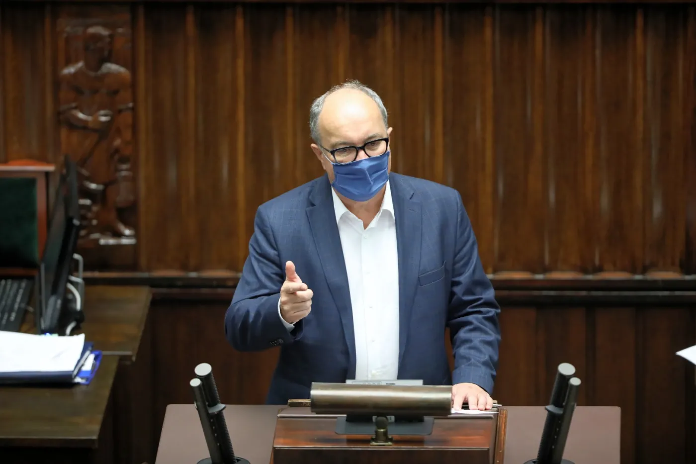 Czarzasty: Zostałem popchnięty, uderzony w plecy. Dziś się dowiaduję, że pobiłem policjanta [WIDEO]