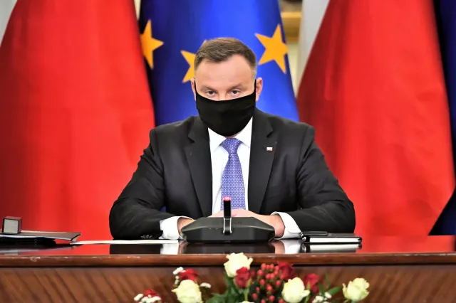 Restrykcje na terenie całego kraju. Prezydent Duda: Możemy się tego spodziewać