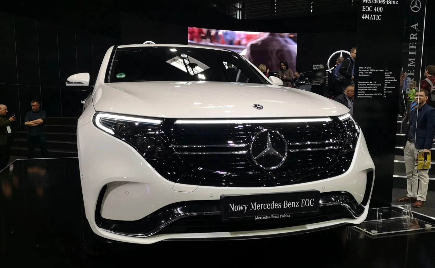 Mercedes wznowił produkcję w Jaworze. "Budowa fabryki baterii szła pełną parą"