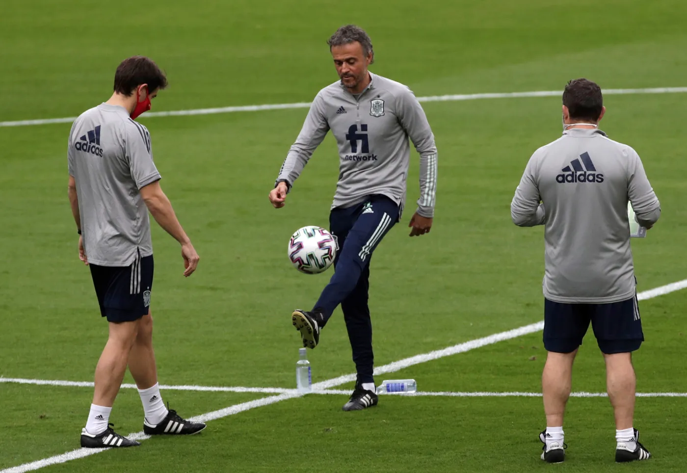 Luis Enrique spóźnił się na mecz. Selekcjoner Hiszpanów utknął w windzie