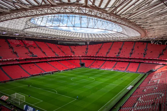 Euro 2021: Mecz Polska - Hiszpania w Bilbao obejrzą tysiące widzów