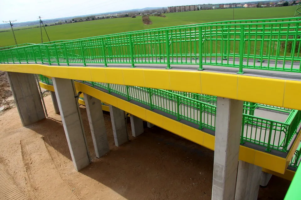 Kładka nad autostradą A1