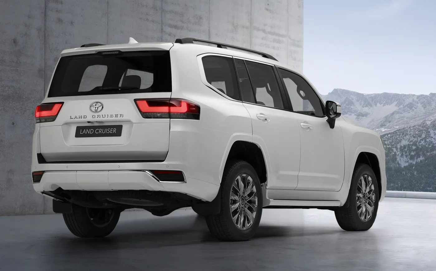 Toyota Land Cruiser 300