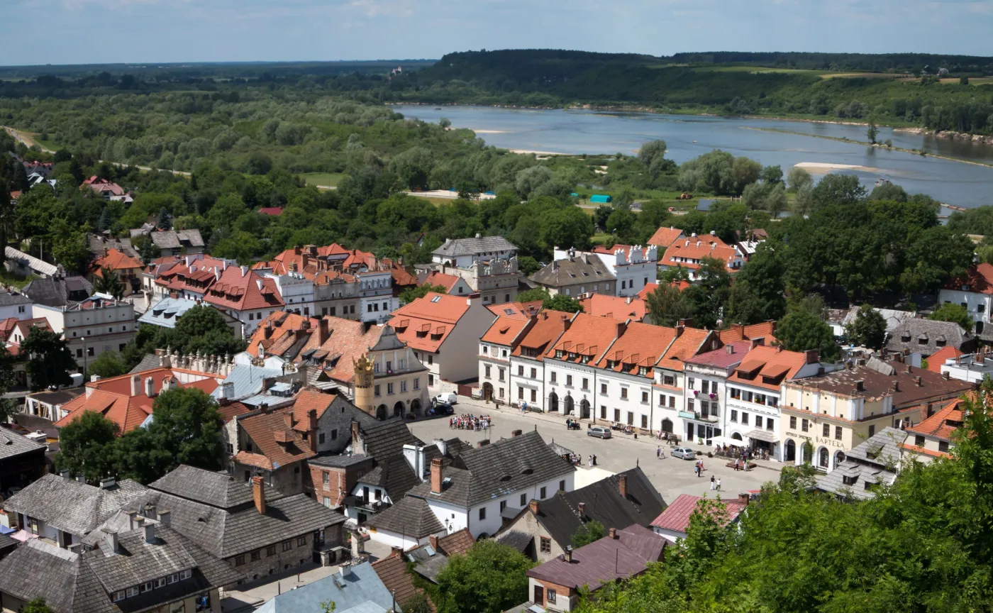 W Kazimierzu Dolnym już oglądają. Ruszył festiwal filmowy Dwa Brzegi