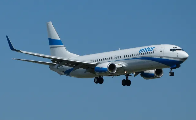 Incydent w samolocie Enter Air. Linia wysyła samolot po pasażerów