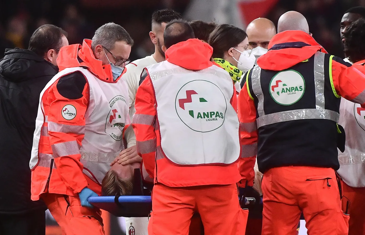 AC Milan stracił kapitana. Poważna kontuzja Simona Kjaera