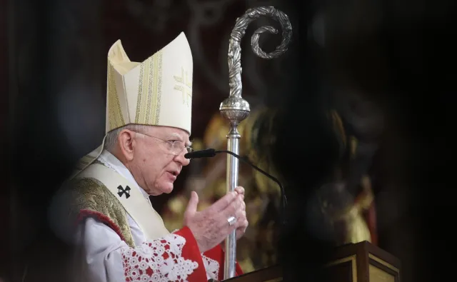 Abp Jędraszewski o brzozie i "kłamstwie smoleńskim". "Nikt przy zdrowych zmysłach nie uwierzy..."