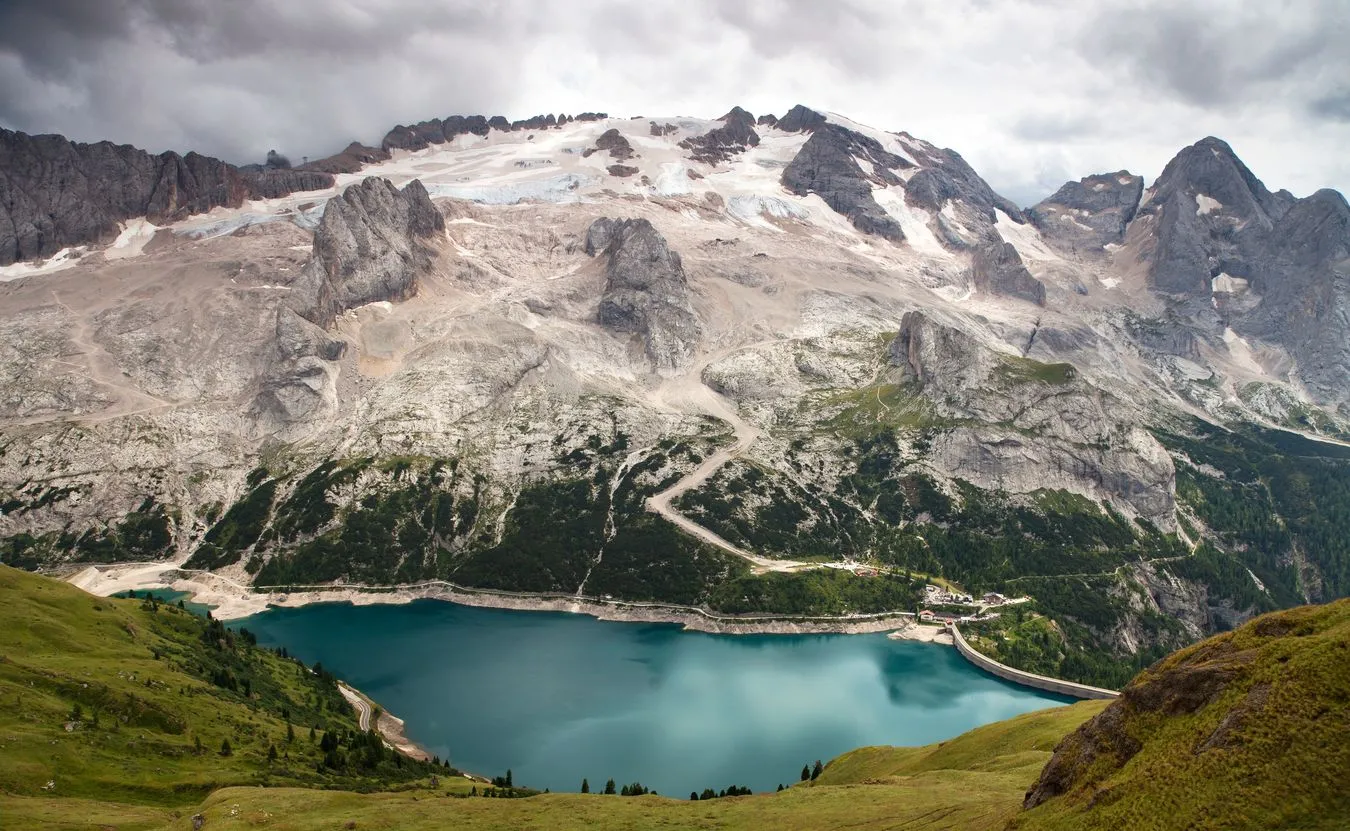 Po tragedii w Dolomitach odkryto wielką 200-metrową szczelinę