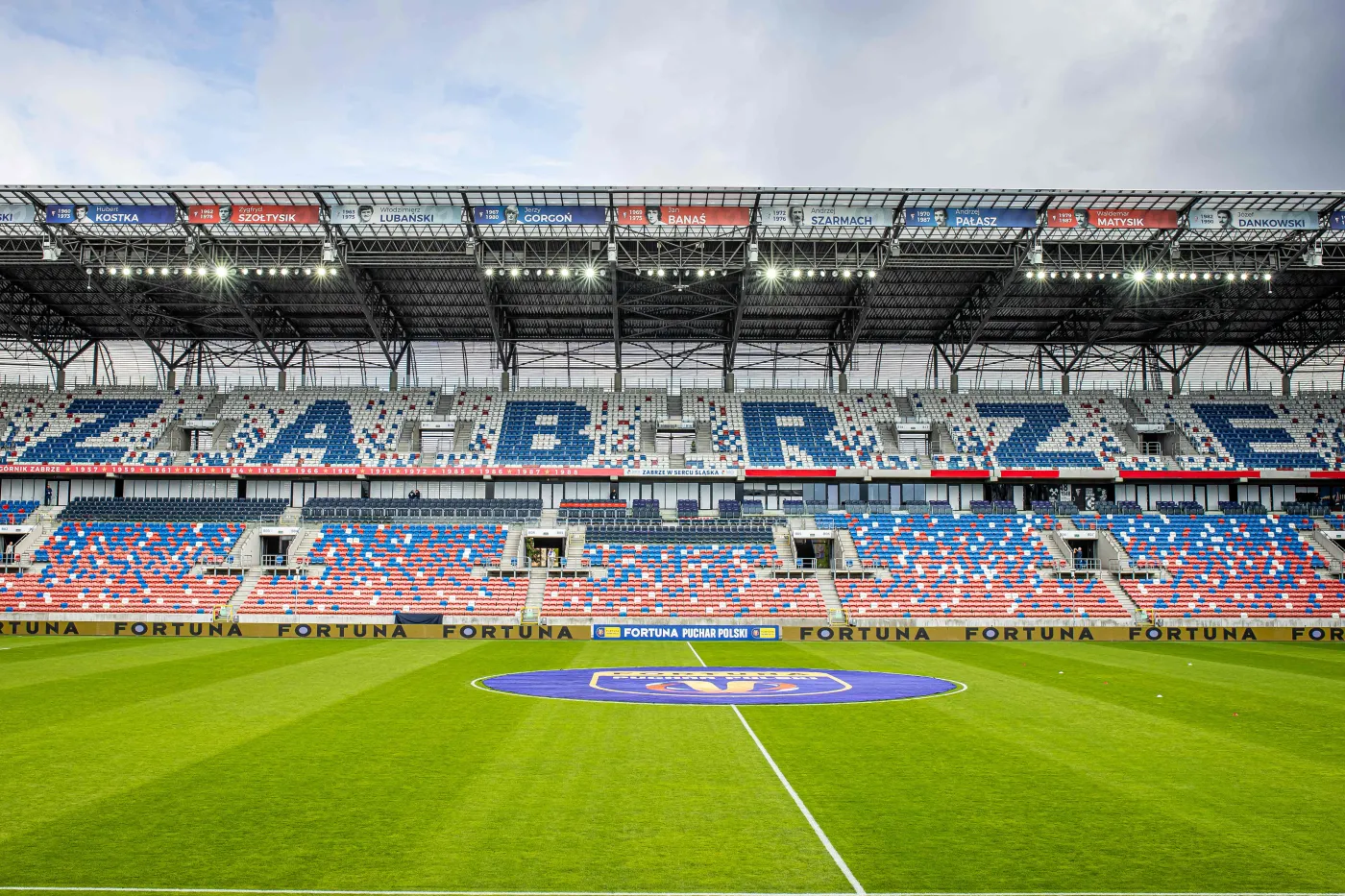 Górnik Zabrze pozyskał kolejnego piłkarza. To niemiecki obrońca