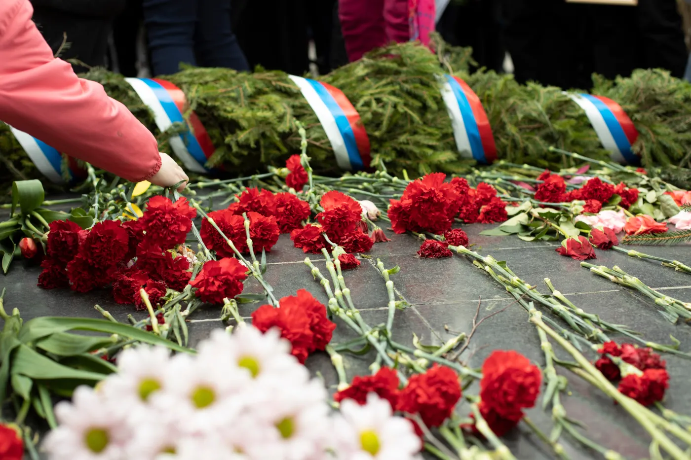 Czarne dane, których nie podaje rosyjski MON. Media ustaliły tożsamość 5701 żołnierzy, którzy zginęli na Ukrainie