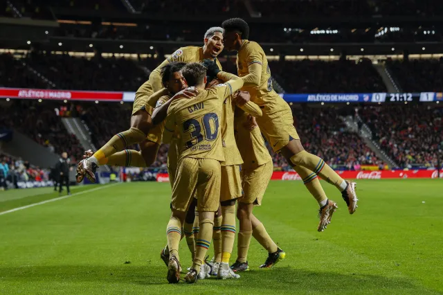 Barcelona ucieka Realowi. Lewandowski nie pomógł kolegom [WIDEO]