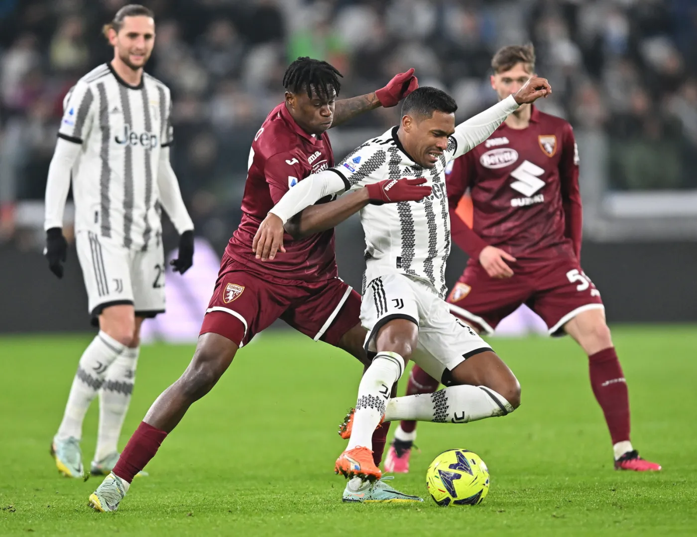 Derby Turynu dla Juventusu, powrót Pogby