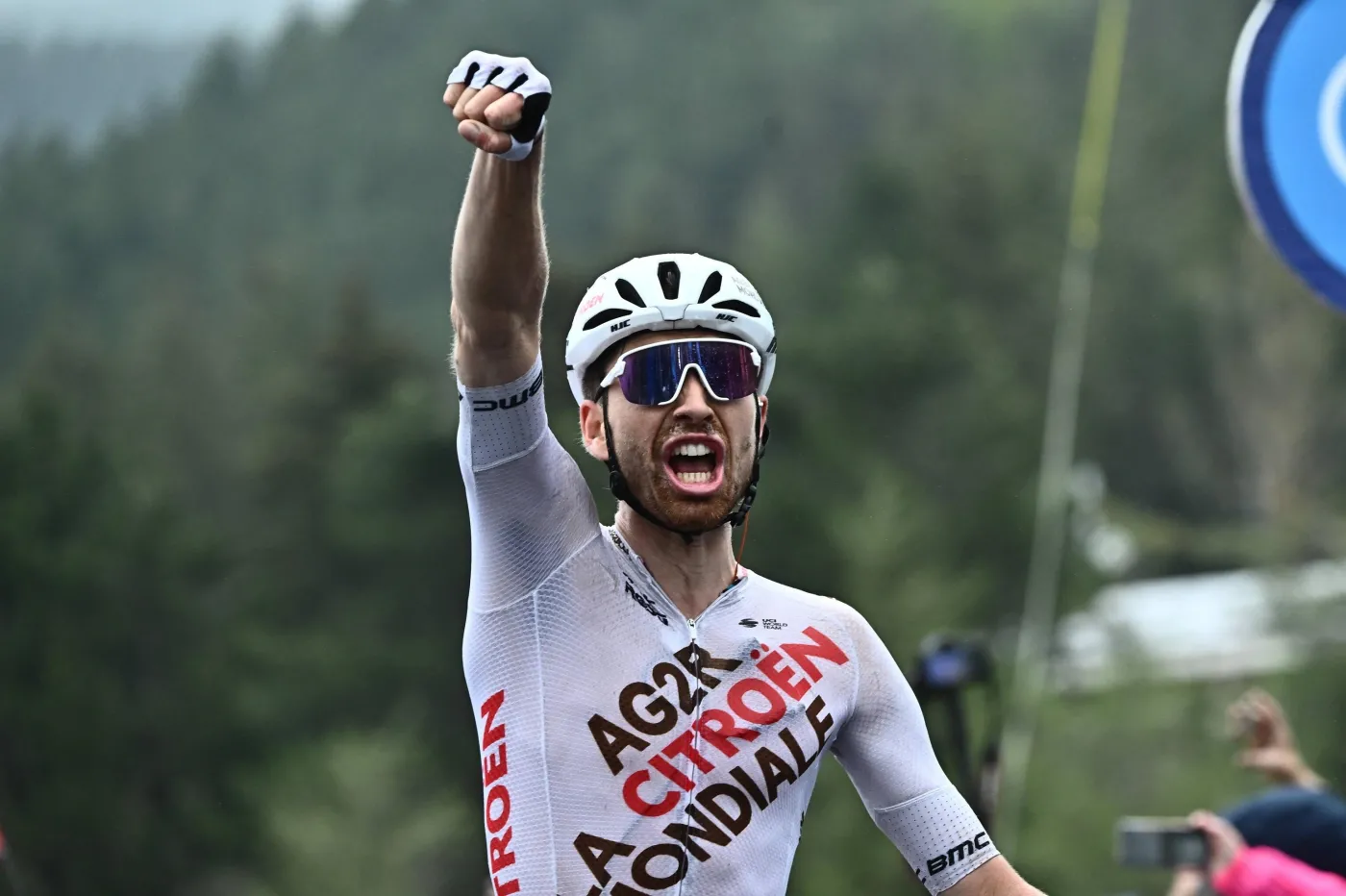 Paret-Peintre wygrał 4. etap Giro d'Italia. Leknessund nowym liderem