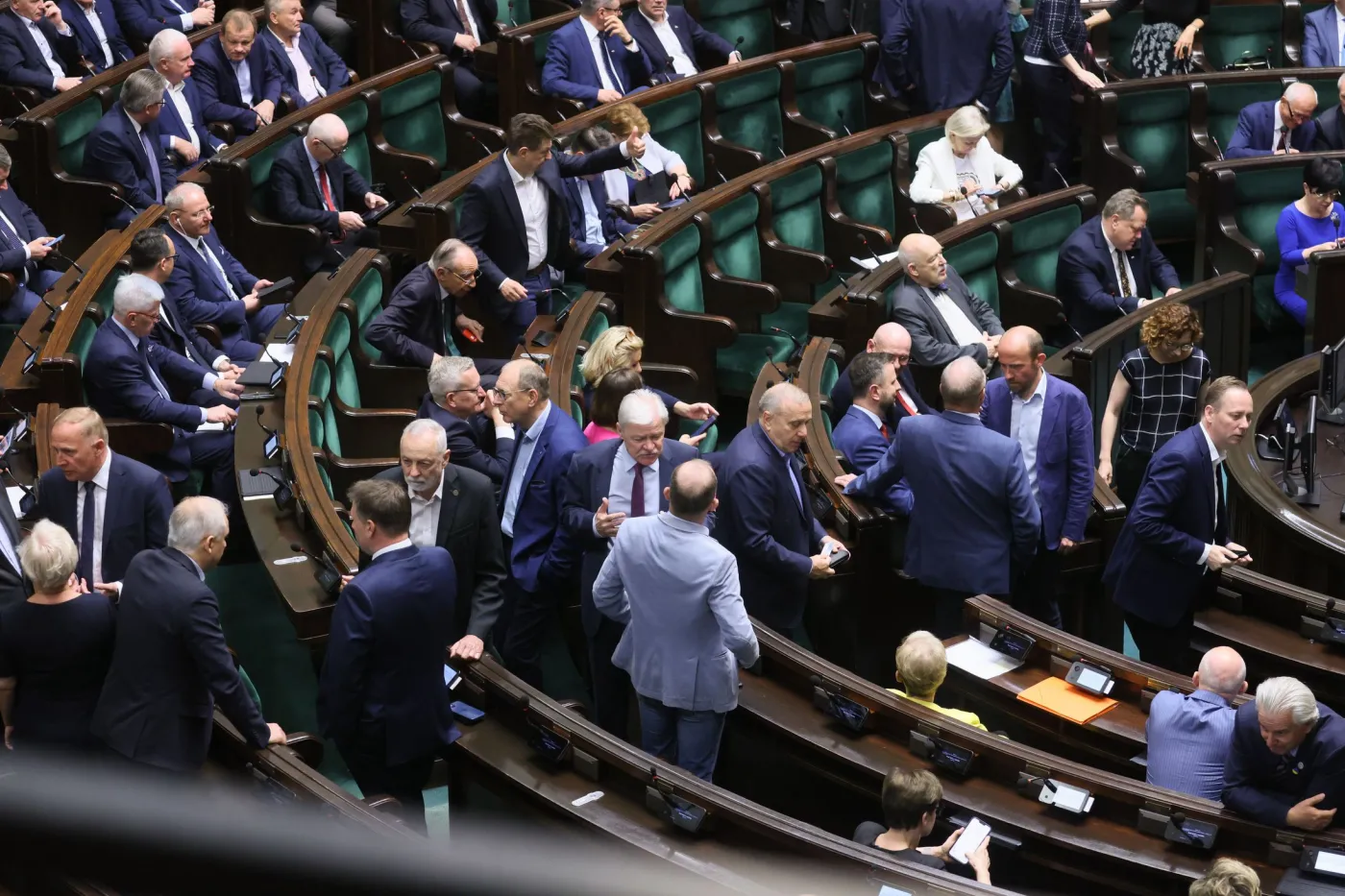 Co z płatnościami gotówką? Wielki spór w Sejmie