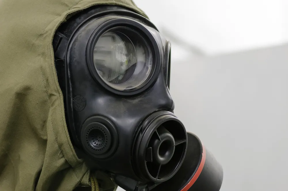 Gasmask,And,Nuclear,,Biological,And,Chemical,(nbc),Suit