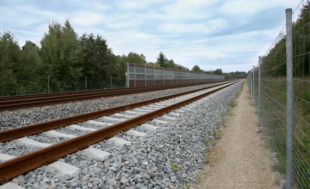 Zwalnia szybka kolej do Polski. Rail Baltica znowu w ogniu krytyki