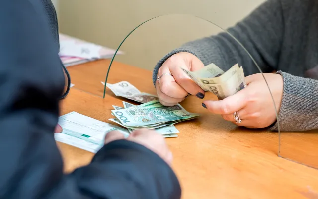 Termin końcowy wniosków o popularne świadczenie tuż tuż. Czas tylko do 30 listopada