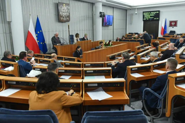 Ceny prądu w 2024 r. Uchwała przyjęta przez Senat, teraz czeka na podpis prezydenta