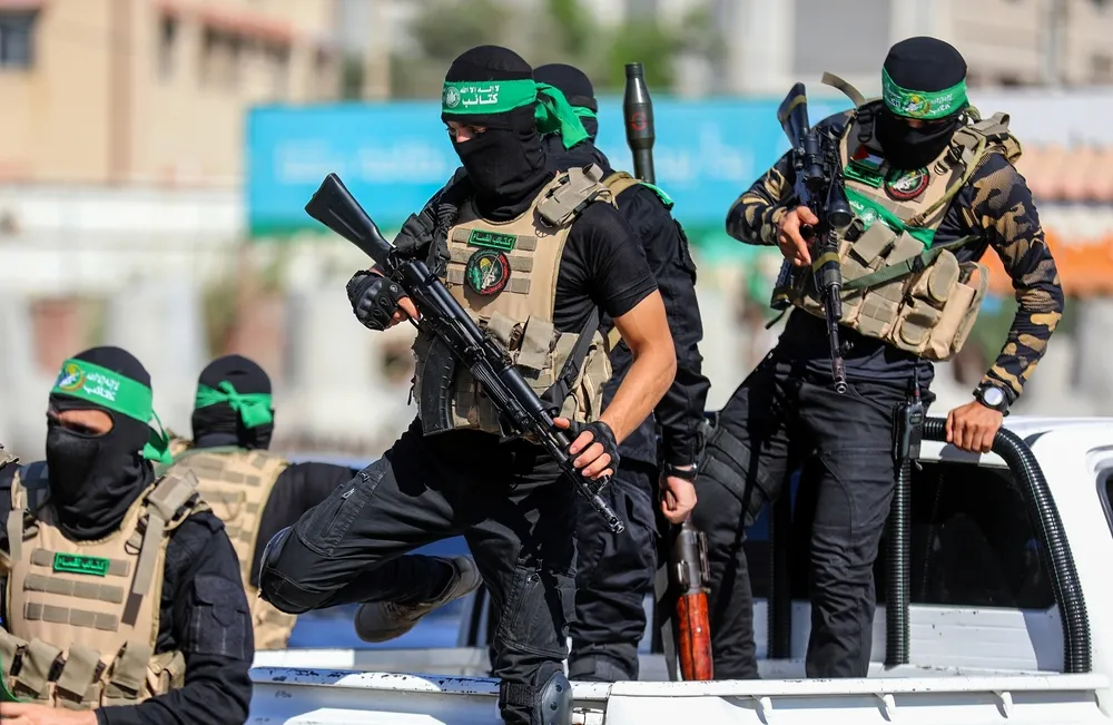 Masked,Members,Of,The,Al-qassam,Brigades,,The,Military,Wing,Of