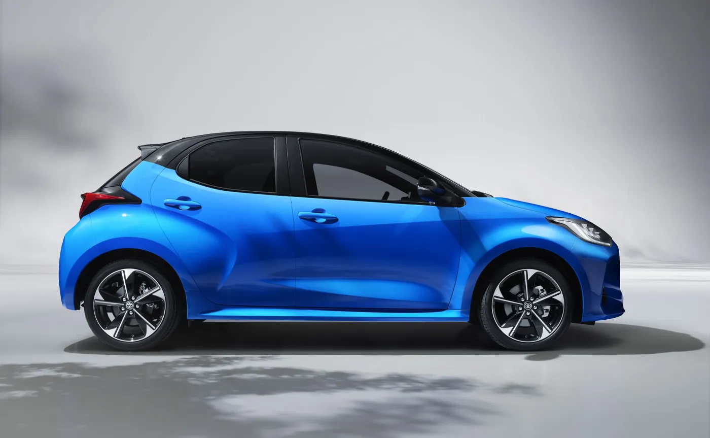 Toyota Yaris Hybrid 130