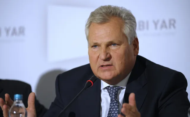 Trump nie będzie chronił państw NATO? Kwaśniewski: Źle to odczytuję