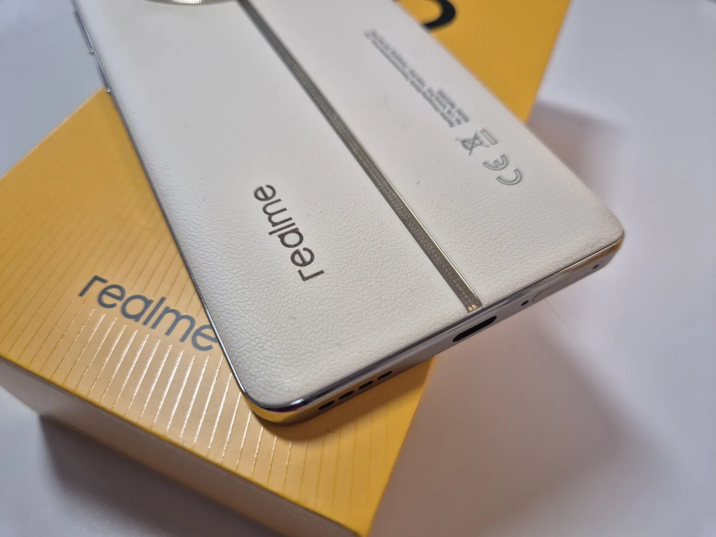 realme 12 Pro i 12 Pro+