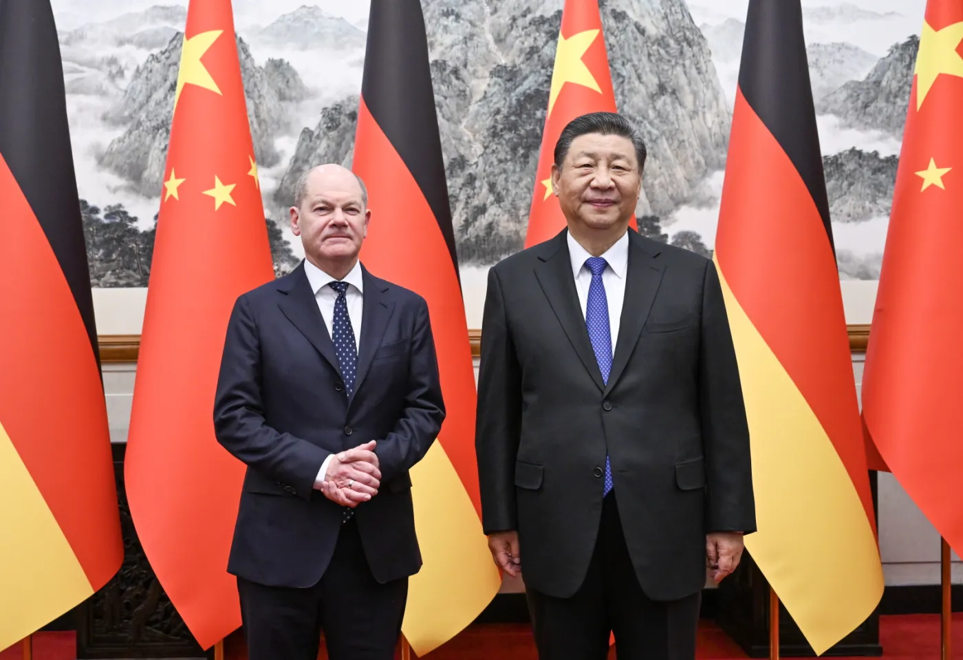 Olaf Scholz spotkał się chińskim przywódcą. "Xi musi wywrzeć presję na Putina"