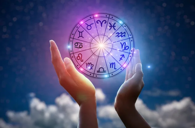 Pełnia w Koziorożcu. 4 znakom zodiaku przyniesie spełnienie