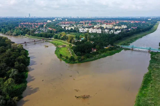 Fala powodziowa idzie na Wrocław. IMGW podał datę