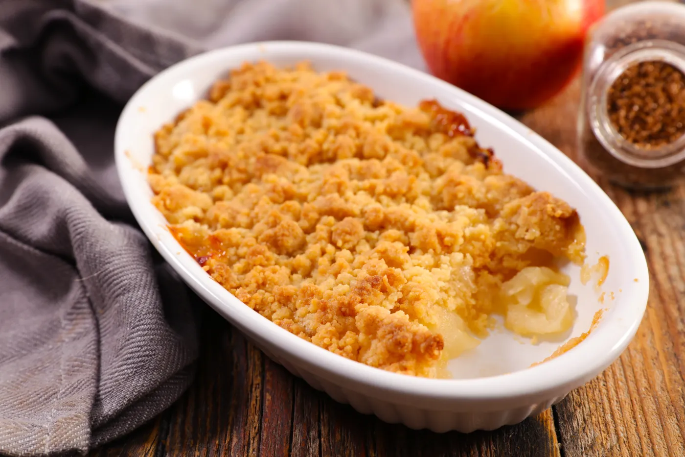 Delicious,Homemade,Apple,Crumble,Dessert